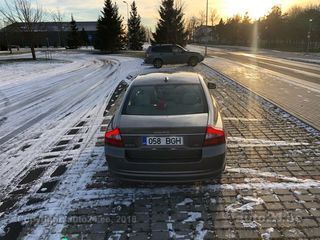 Volvo S80 Summum MY07 2.4 136kW