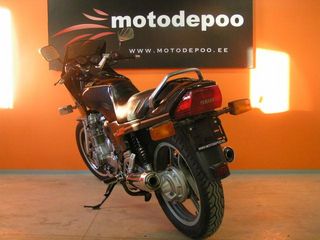 Yamaha XJ900 0.9 R4 72kW