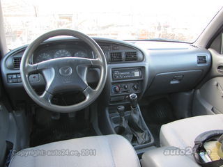 Mazda B2500 2.5 D 80kW