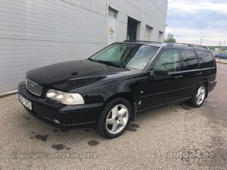 Volvo V70 2.4 R5 142kW