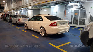 Volvo S80 V8 4.4 V8 232kW