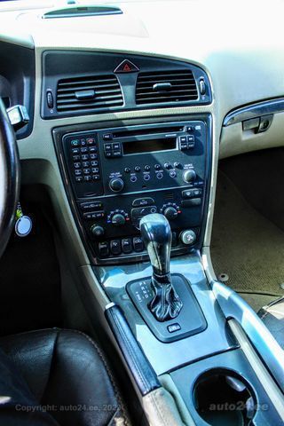 Volvo XC70 2.4 D5 136kW