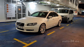 Volvo S80 V8 4.4 V8 232kW