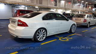 Volvo S80 V8 4.4 V8 232kW