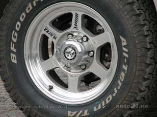 Nissan Terrano 2.4 12V 91kW