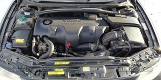 Volvo V70 2.4 96kW