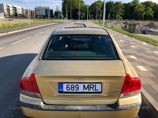 Volvo S60 R-Line T5 EXLUSIVE 2.3 184kW