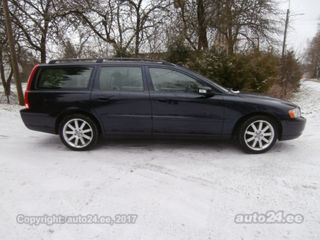 Volvo V70 2.4 D5 136kW