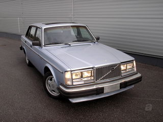 Volvo 264 2.4 R6 66kW