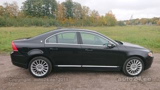 Volvo S80 4.4 V8 232kW