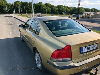 Volvo S60 R-Line T5 EXLUSIVE 2.3 184kW