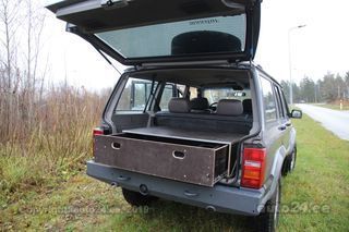 Jeep Cherokee 4.0 136kW