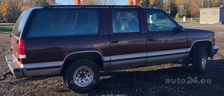 GMC Suburban 5.7 V8 157kW