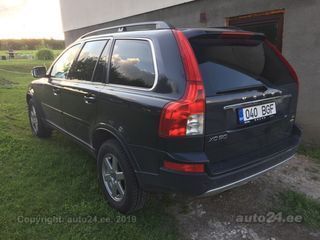 Volvo XC90 Momentum 2.4 D5 136kW