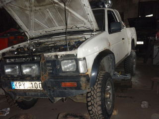 Nissan King Cab 2.5 R4 55kW