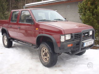 Nissan King Cab 2.5 R4 55kW