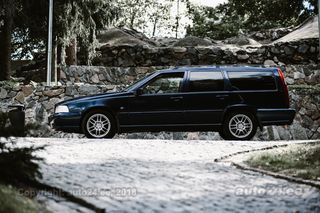 Volvo V70 2.5 103kW