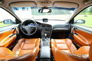 Volvo V70 R AWD 2.5 220kW