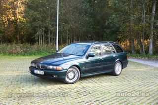 BMW 540 Touring 4.4 V8 210kW