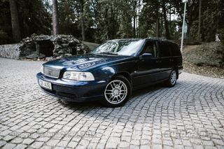 Volvo V70 2.5 103kW