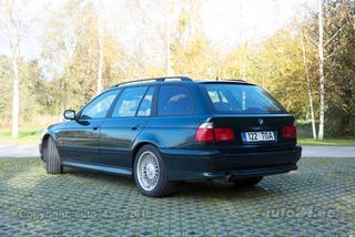 BMW 540 Touring 4.4 V8 210kW