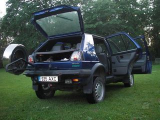 Volkswagen Golf Country 1.8 R4 72kW