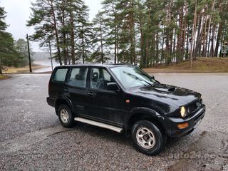 Nissan Terrano Terrano II 2.7 92kW