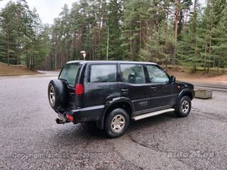 Nissan Terrano Terrano II 2.7 92kW