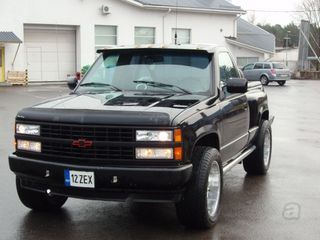 Chevrolet Silverado K1500 5.7 V8 144kW