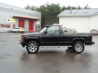 Chevrolet Silverado K1500 5.7 V8 144kW