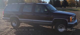 GMC Suburban 5.7 V8 157kW