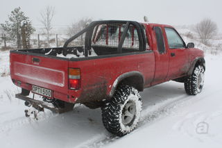 Toyota Hilux 2.4 84kW