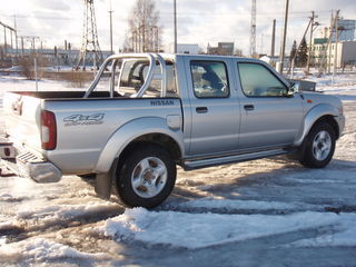 Nissan Navara 2.5 R4 TURBO 98kW