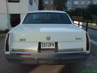 Cadillac Fleetwood LT1 5.7 V8 194kW