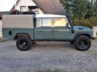 Land Rover Defender 130 DC HCPU 2.4 TDCI 2,4 90kW