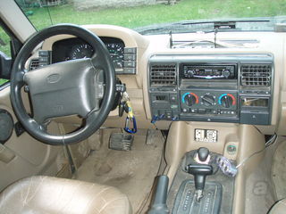 Land Rover Discovery I 3.9 V8 134kW