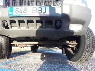 Jeep Grand Cherokee Laredo 4.0 140kW