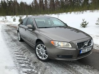 Volvo S80 4.4 V8 232kW