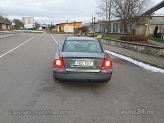 Volvo S60 T5 2.3 184kW