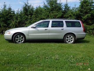 Volvo V70 Summum 2.4 120kW