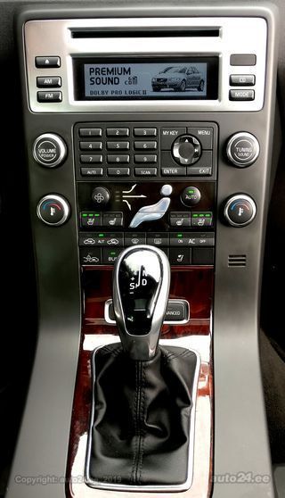 Volvo S80 Executive 4.4 V8 232kW