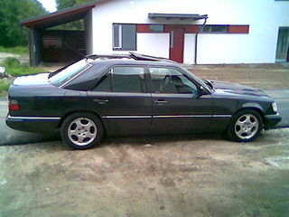 Mercedes-Benz 300 AMG 3.4 r6 200kW