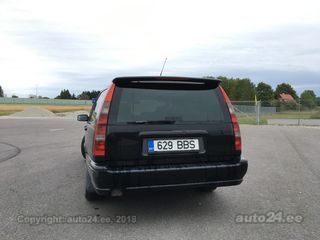 Volvo V70 2.5 103kW