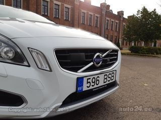 Volvo V60 T6 R-Design 3.0 224kW