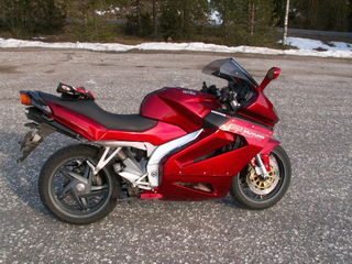 Aprilia RST Futura V2 84kW