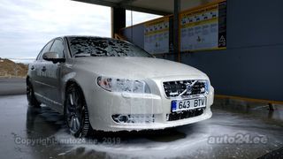 Volvo S80 Executive 4.4 V8 232kW