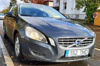Volvo V60 2.0 120kW