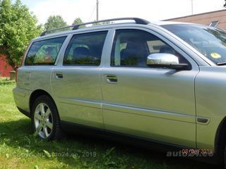 Volvo V70 Summum 2.4 120kW