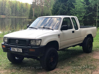 Toyota Hilux xtracab 2.4 58kW