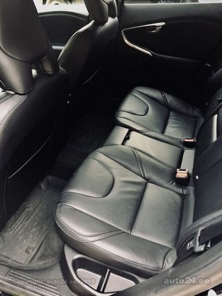 Volvo V40 2.0 D3 110kW